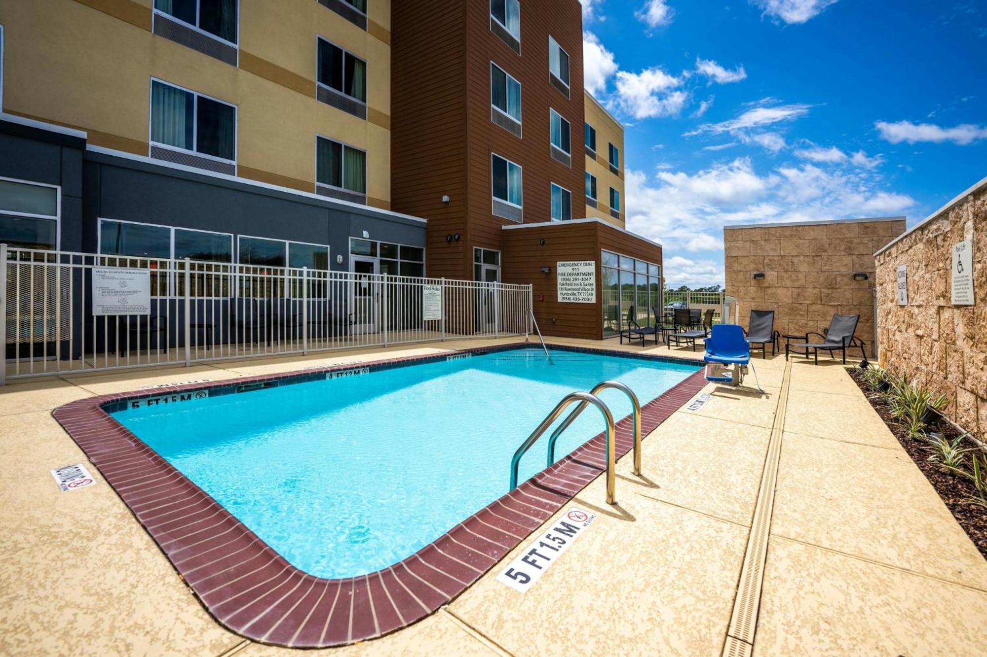 Fairfield Inn & Suites By Marriott Huntsville Exterior foto